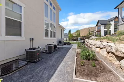 1046 W Seasons View Ct, Lehi, UT 84043 - Photo 50