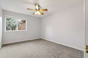 362 S Glen Cir E, Fruit Heights, UT 84037 - Photo 18