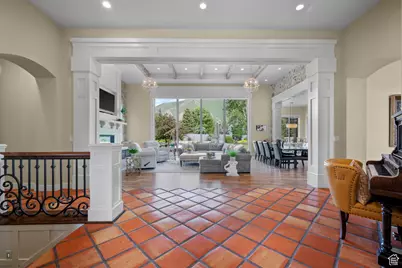 1827 S Hillcrest Cir, Mapleton, UT 84664 - Photo 12