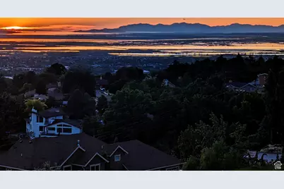 1735 S Temple Ct #203, Bountiful, UT 84010 - Photo 8