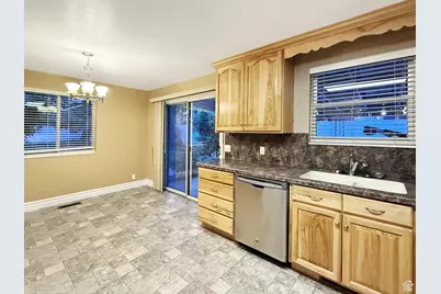 1066 Beecher Ave, Brigham City, UT 84302 - Photo 8