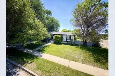391 N 100 W, Delta, UT 84624 - Photo 2