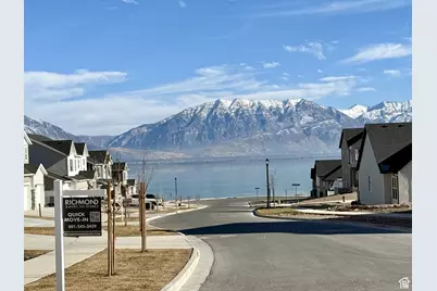 3193 S Blue Heron Dr E #606, Saratoga Springs, UT 84045 - Photo 2