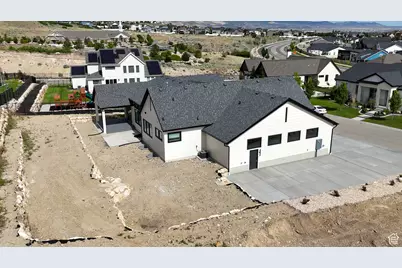 4893 W Ridge Rock Cir, Herriman, UT 84096 - Photo 4