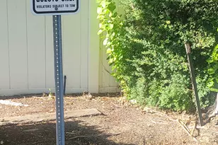 7825 S Spruce Tree Ln, Sandy, UT 84094 - Photo 32