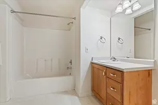 7825 S Spruce Tree Ln, Sandy, UT 84094 - Photo 22