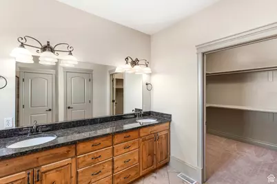 1596 E Millbrook Way S, Bountiful, UT 84010 - Photo 28