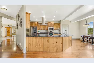 1596 E Millbrook Way S, Bountiful, UT 84010 - Photo 20