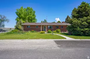 143 E 100 N, Gunnison, UT 84634 - Photo 1