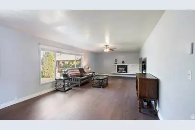 143 E 100 N, Gunnison, UT 84634 - Photo 12