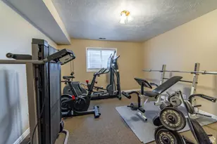 10273 Flanders Rd S, Sandy, UT 84092 - Photo 22