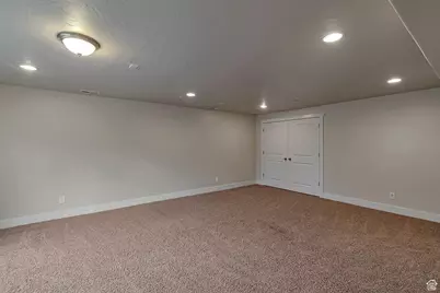 222 E 905 N, Orem, UT 84057 - Photo 30