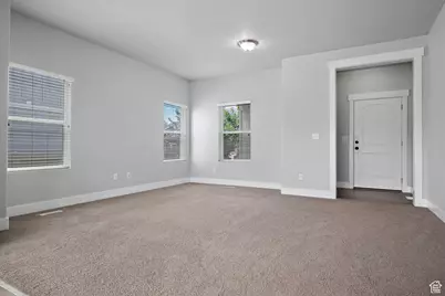 4959 Sagebrush Ln E, Eagle Mountain, UT 84005 - Photo 4