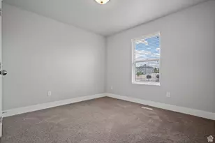 4959 Sagebrush Ln E, Eagle Mountain, UT 84005 - Photo 20