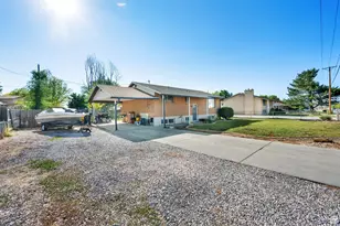 1657 N 1500 W, Clinton, UT 84015 - Photo 4