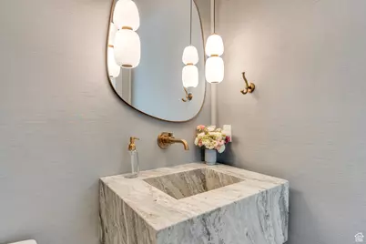 3943 N Foothill Dr, Provo, UT 84604 - Photo 16