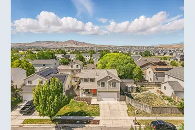 4113 E Cattle Dr, Eagle Mountain, UT 84005 - Photo 30