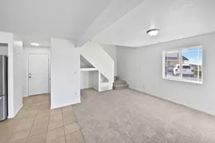 2238 N Harvest Moon Dr, Saratoga Springs, UT 84045 - Photo 2