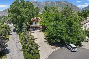 2673 E Toni Cir S, Cottonwood Heights, UT 84121 - Photo 48