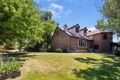 2673 E Toni Cir S, Cottonwood Heights, UT 84121 - Photo 1