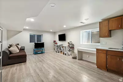 2673 E Toni Cir S, Cottonwood Heights, UT 84121 - Photo 30