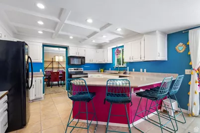 2673 E Toni Cir S, Cottonwood Heights, UT 84121 - Photo 12