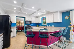 2673 E Toni Cir S, Cottonwood Heights, UT 84121 - Photo 12