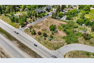 5630 N Robinson Ln, Mountain Green, UT 84050 - Photo 8