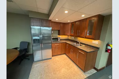 225 S 200 E, Salt Lake City, UT 84111 - Photo 10