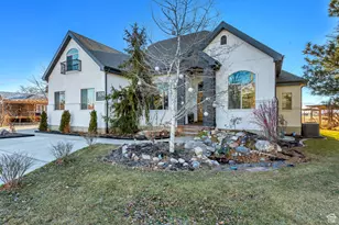 338 S Holdaway Rd, Vineyard, UT 84059 - Photo 2