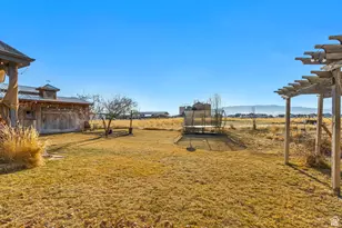 338 S Holdaway Rd, Vineyard, UT 84059 - Photo 46