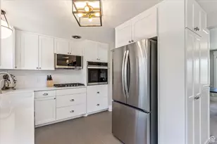 1393 E Davis Ave, Logan, UT 84321 - Photo 16