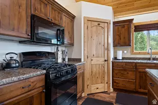 2595 Cyn Vw Dr, Duck Creek Village, UT 84762 - Photo 14