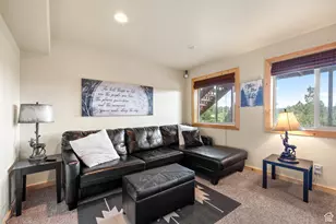 2595 Cyn Vw Dr, Duck Creek Village, UT 84762 - Photo 18