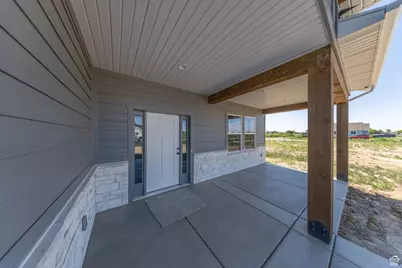 2864 N 3475 W, Plain City, UT 84404 - Photo 4