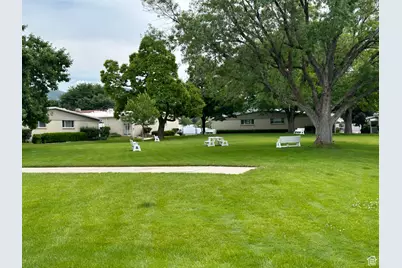 401 W 400 N #49, Bountiful, UT 84010 - Photo 18