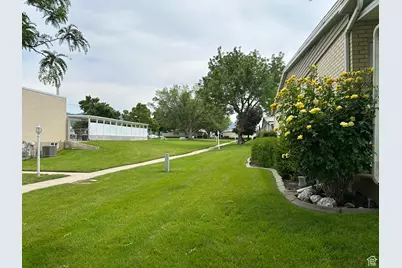 401 W 400 N #49, Bountiful, UT 84010 - Photo 16