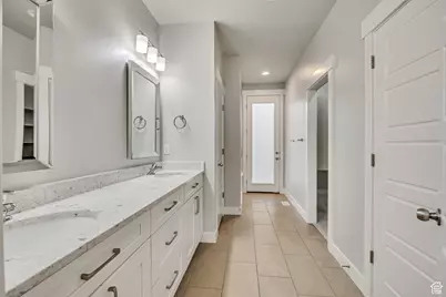 2508 E Lone Hill Dr, Draper (UT Cnty), UT 84020 - Photo 46