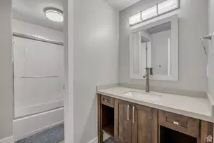 2508 E Lone Hill Dr, Draper (UT Cnty), UT 84020 - Photo 34