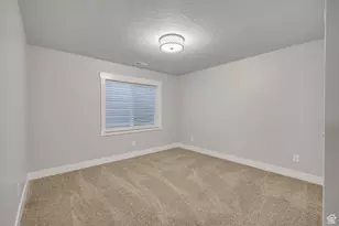 2508 E Lone Hill Dr, Draper (UT Cnty), UT 84020 - Photo 32