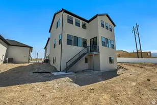 6976 S Skyloop Dr W, West Jordan, UT 84081 - Photo 4