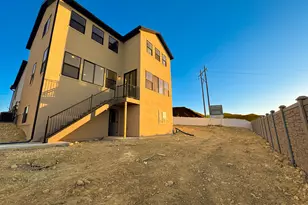 6976 S Skyloop Dr W, West Jordan, UT 84081 - Photo 46