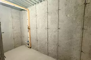 6976 S Skyloop Dr W, West Jordan, UT 84081 - Photo 44