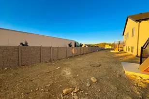 6976 S Skyloop Dr W, West Jordan, UT 84081 - Photo 48