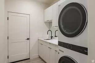 214 S 200 E, Moab, UT 84532 - Photo 28