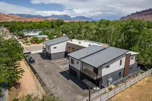 214 S 200 E, Moab, UT 84532 - Photo 34