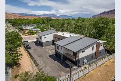 214 S 200 E #2, Moab, UT 84532 - Photo 30