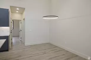 214 S 200 E, Moab, UT 84532 - Photo 8