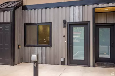 214 S 200 E #4, Moab, UT 84532 - Photo 2