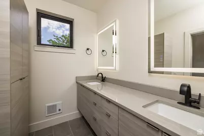 214 S 200 E #6, Moab, UT 84532 - Photo 14